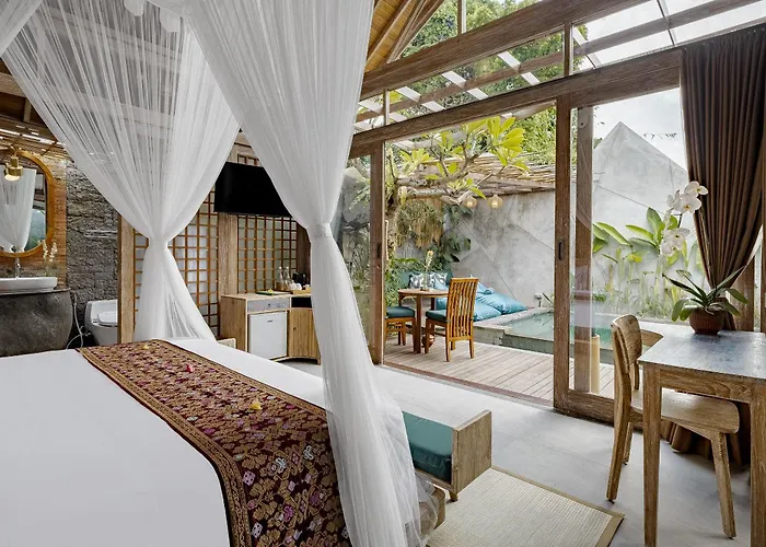 Villa Agastya *